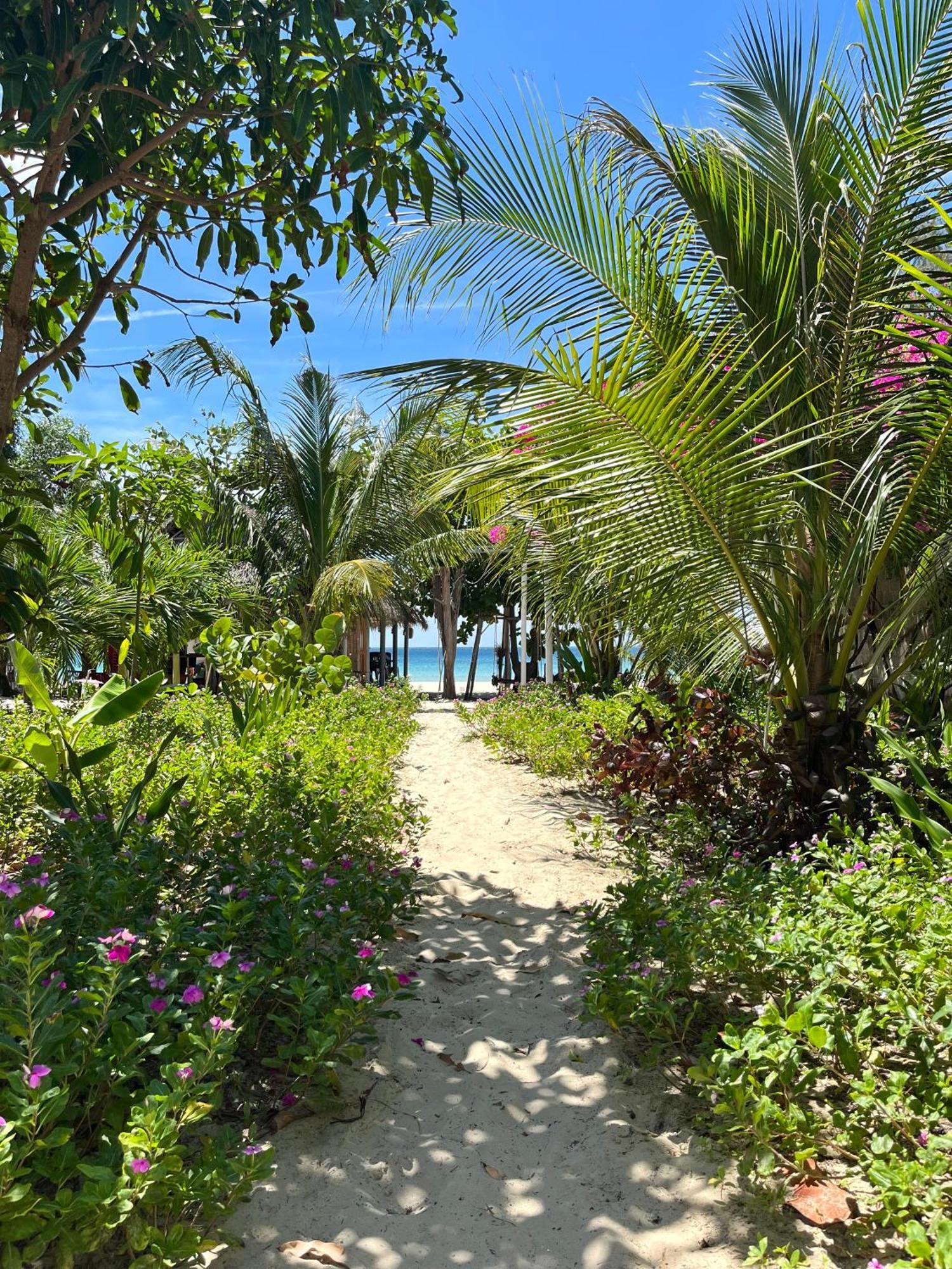Robinson Beach Bungalow Vinh Hoa Dış mekan fotoğraf